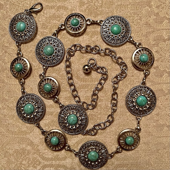 Boho Silver toned & faux turquoise chain concho Belt stunning statement piece - Picture 3 of 6